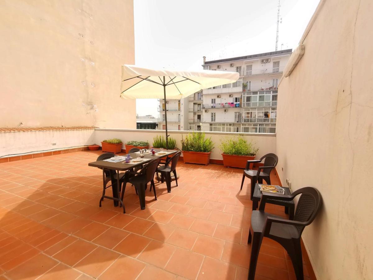 Terrazza Cavour Apartment Bari Exterior photo